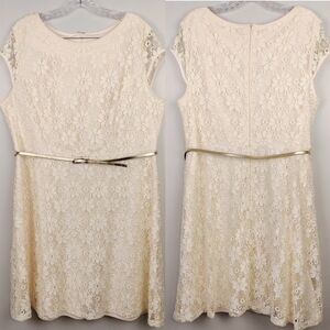 NWOT Cato Eyelet Lace Overlay Fit & Flare Cap Sleeve Dress in Cream Sz. 18